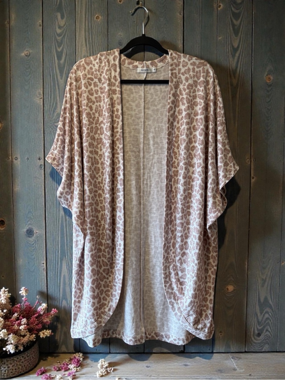 Ricki's Muted Tones Taupe/Blush/Off-White Animal Print Kimono Cardigan - Picture 1 of 16